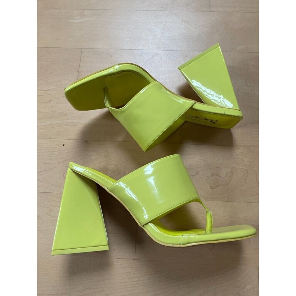 CALL It Spring "Sorayaa" Thong Sandals BNWT Heels Women New Yellow - Picture 3 of 7